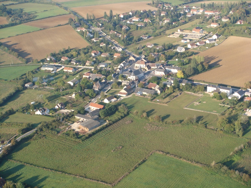 Vue-aerienne-Vignoux-sous-les-Aix